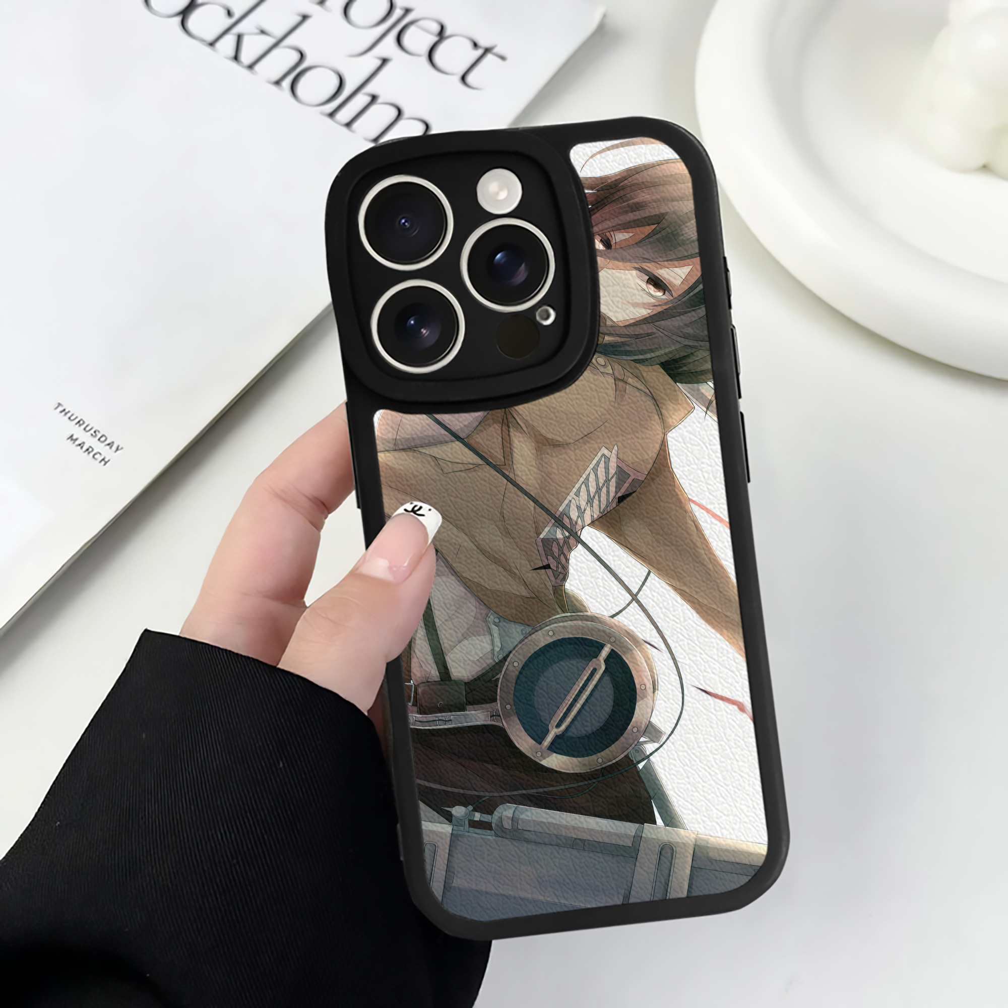 （画像用） 進撃の巨人 Attack on Titan 【iPhone 16シリーズ対応】シリコンスマホケース（レザー調） 材質：シリコン